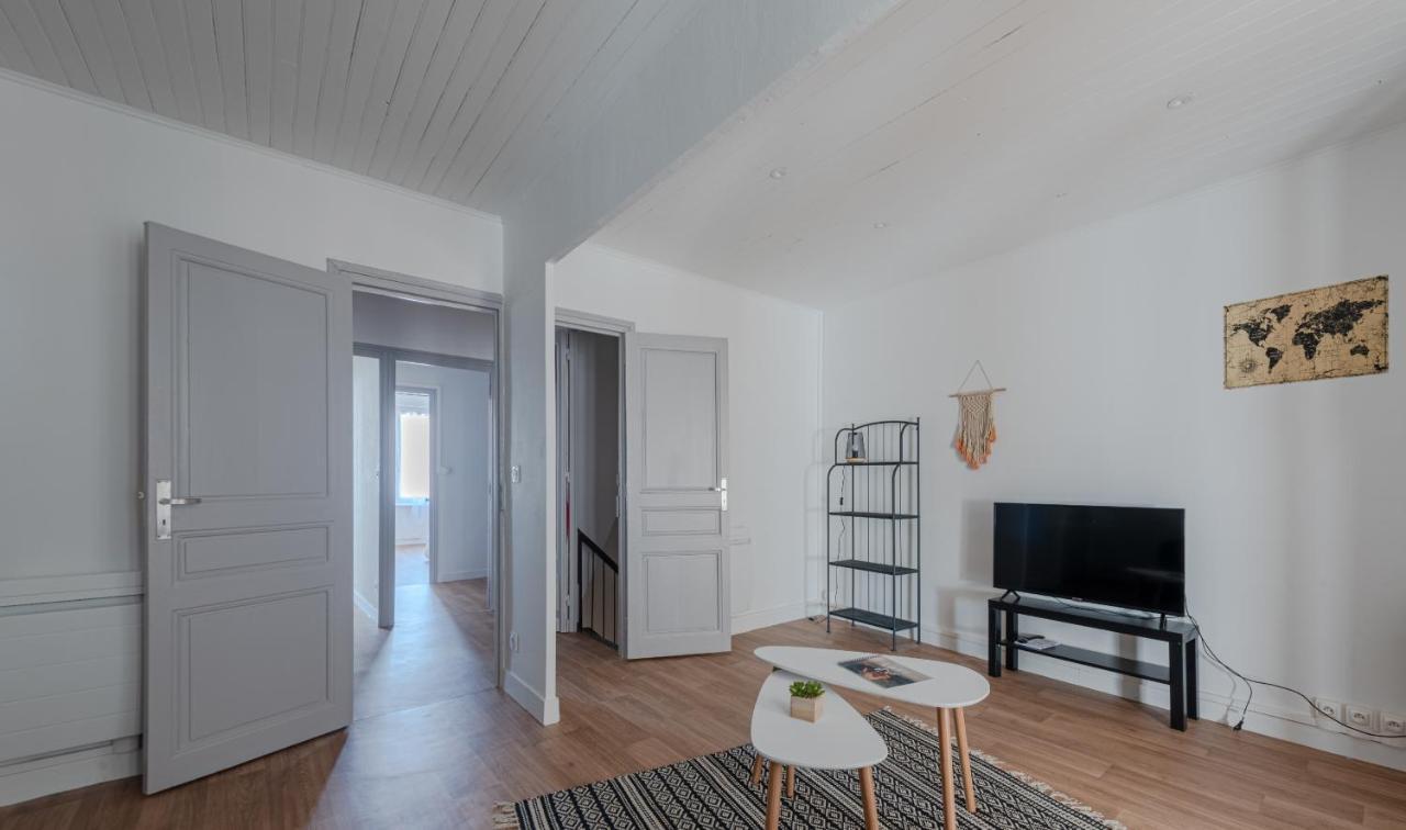 Drissia&Othman Grande Casa Apartment Carcassonne Bagian luar foto